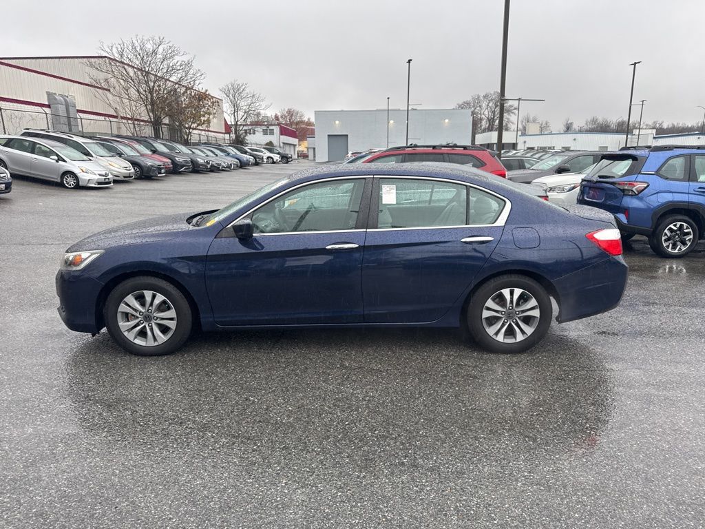 2013 Honda Accord LX photo 4