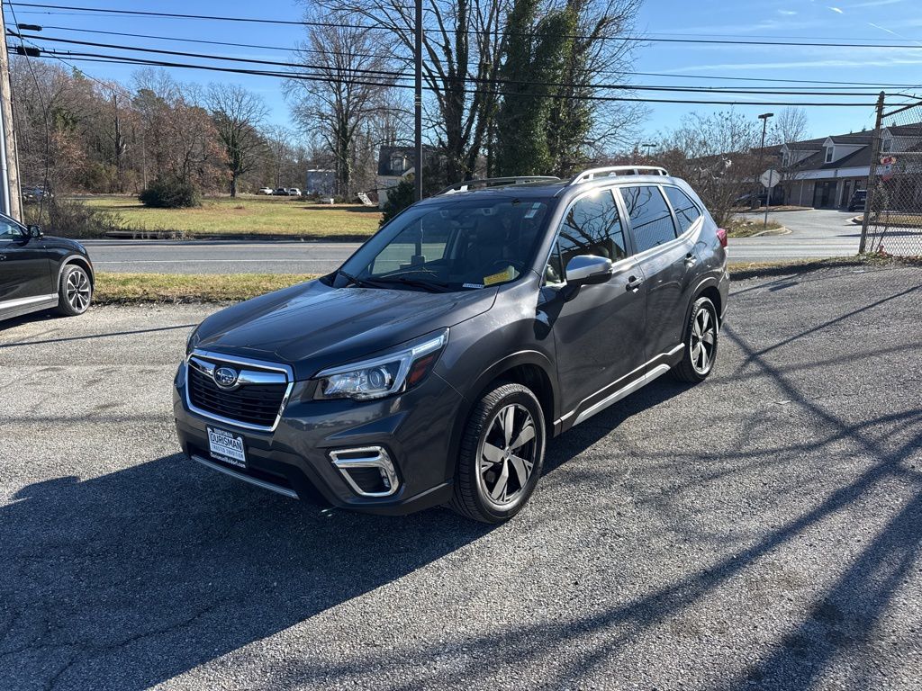 2020 Subaru Forester Touring photo 3