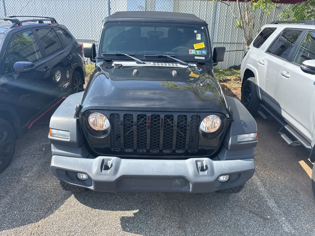 2020 Jeep Gladiator Sport photo 2