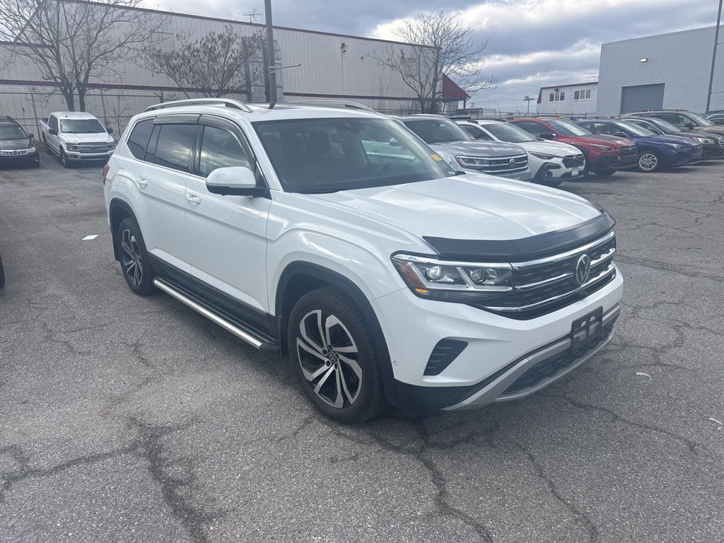 2021 Volkswagen Atlas SEL Premium's photo