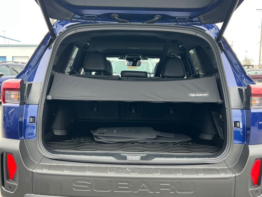 2026 Subaru Outback Limited - Photo 16