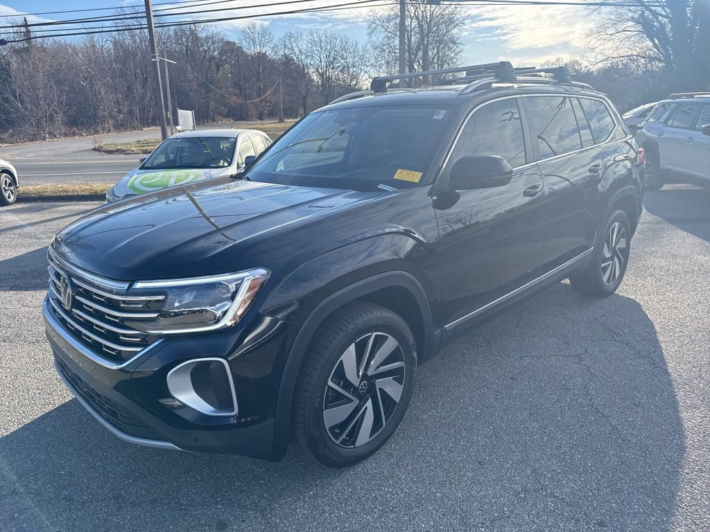 Used 2025 Volkswagen Atlas 2.0T SEL SUV