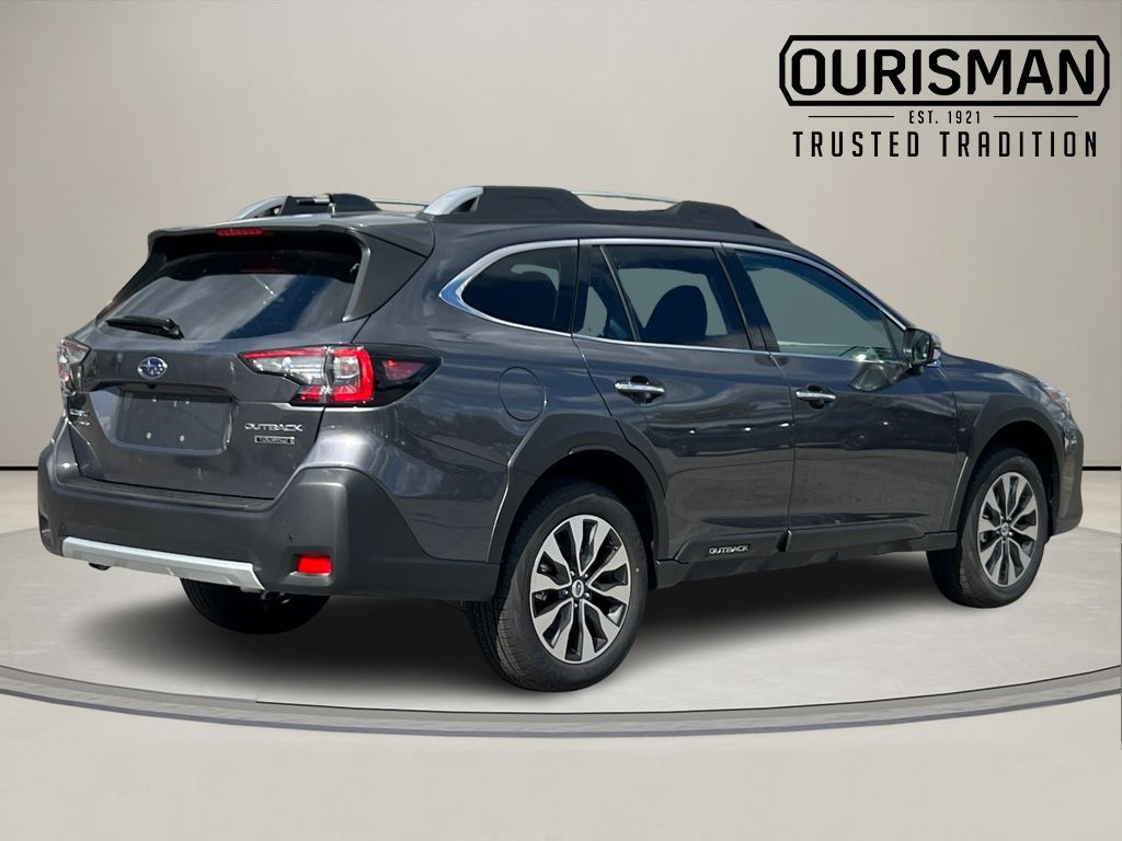 2025 Subaru Outback Touring photo 3