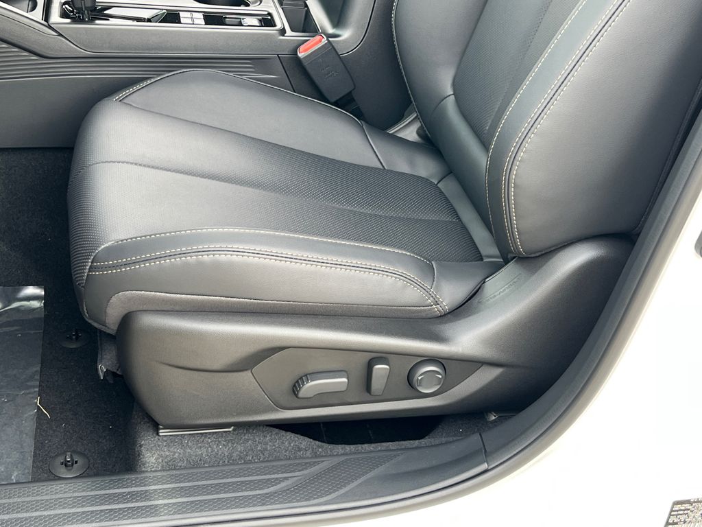 2026 Subaru Outback Limited - Photo 29