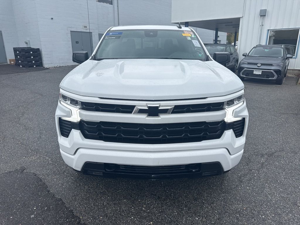 2023 Chevrolet Silverado 1500 RST photo 2