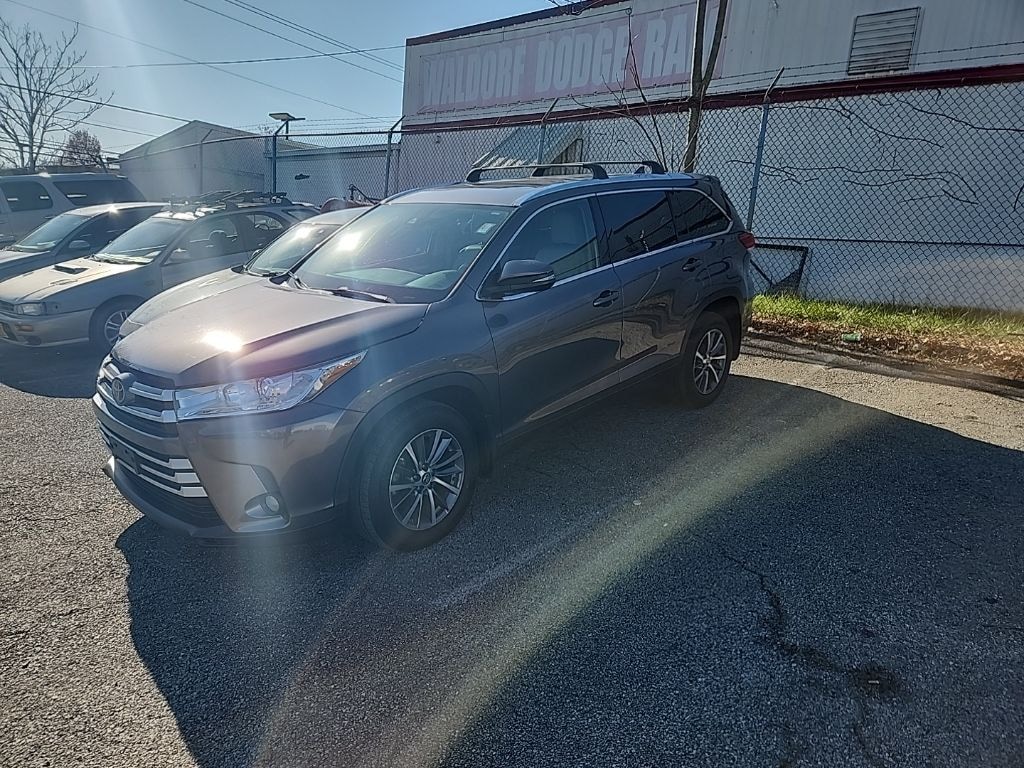 Used 2019 Toyota Highlander XLE SUV