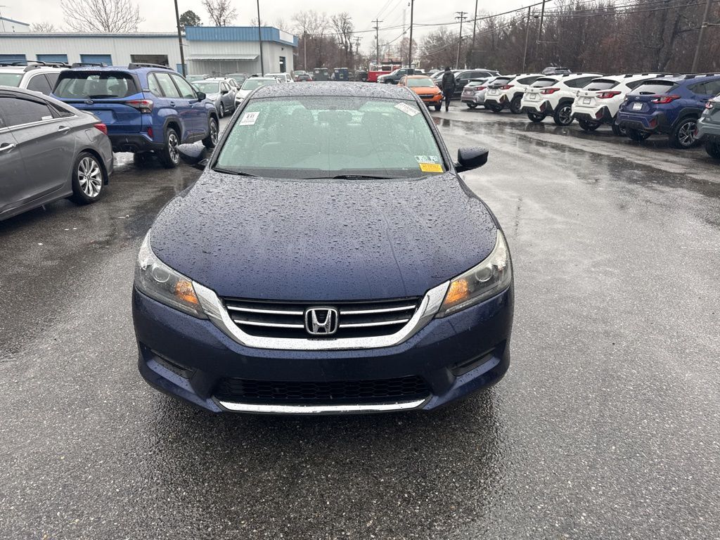 2013 Honda Accord LX photo 2