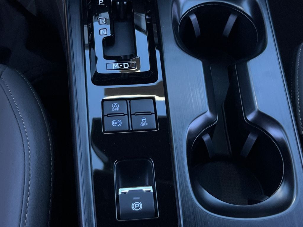 2026 Subaru Outback Limited - Photo 22