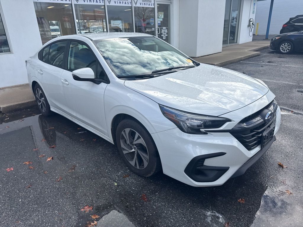 2025 Subaru Legacy Premium's photo