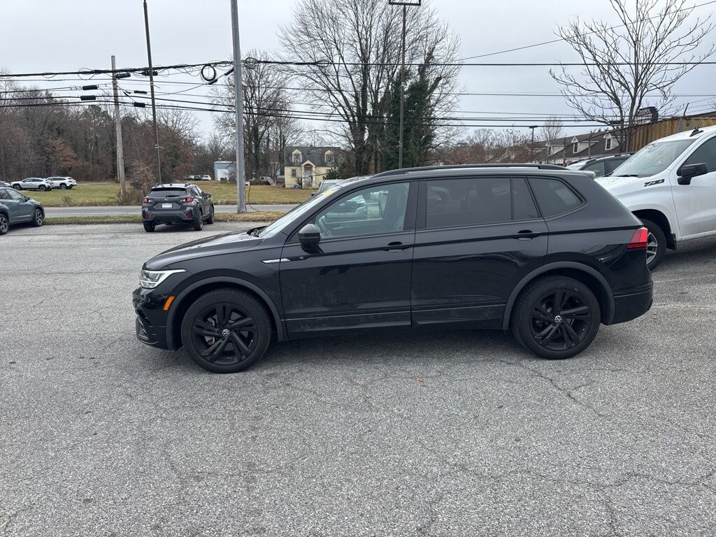 Used 2023 Volkswagen Tiguan 2.0T SE R-Line Black SUV