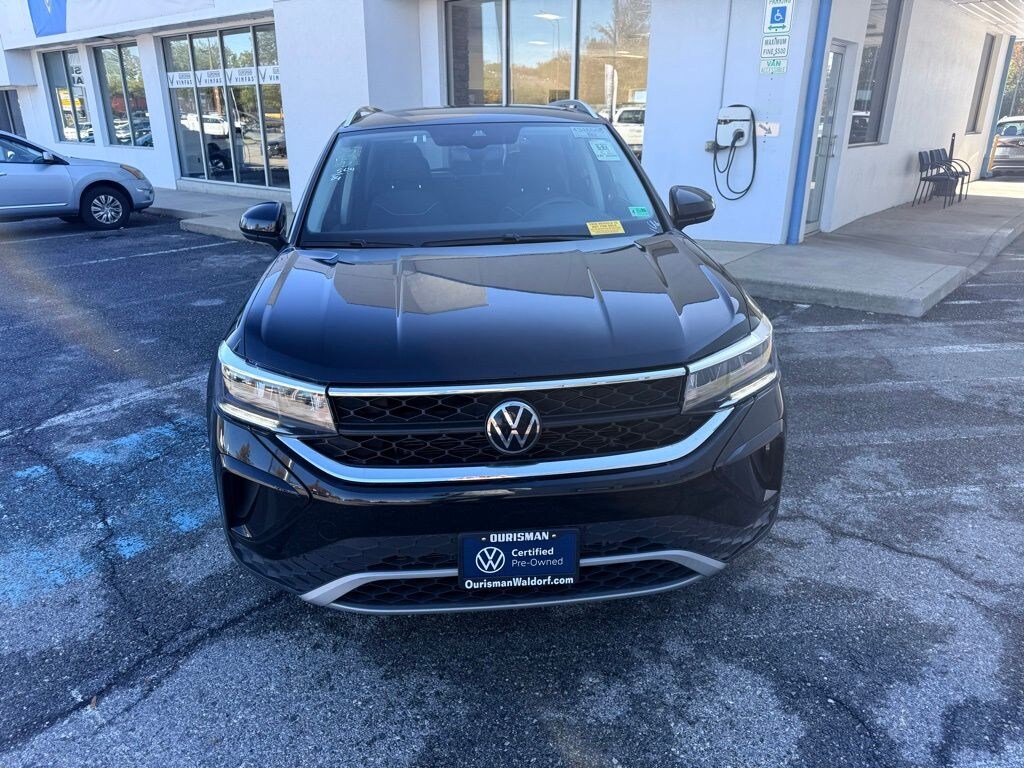 Used 2024 Volkswagen Taos 1.5T SE SUV