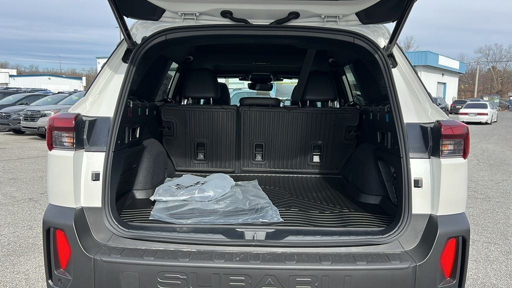 2026 Subaru Outback Limited - Photo 13