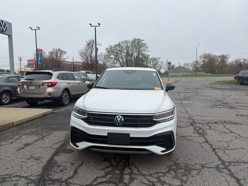 Used 2024 Volkswagen Tiguan 2.0T SE R-Line Black SUV