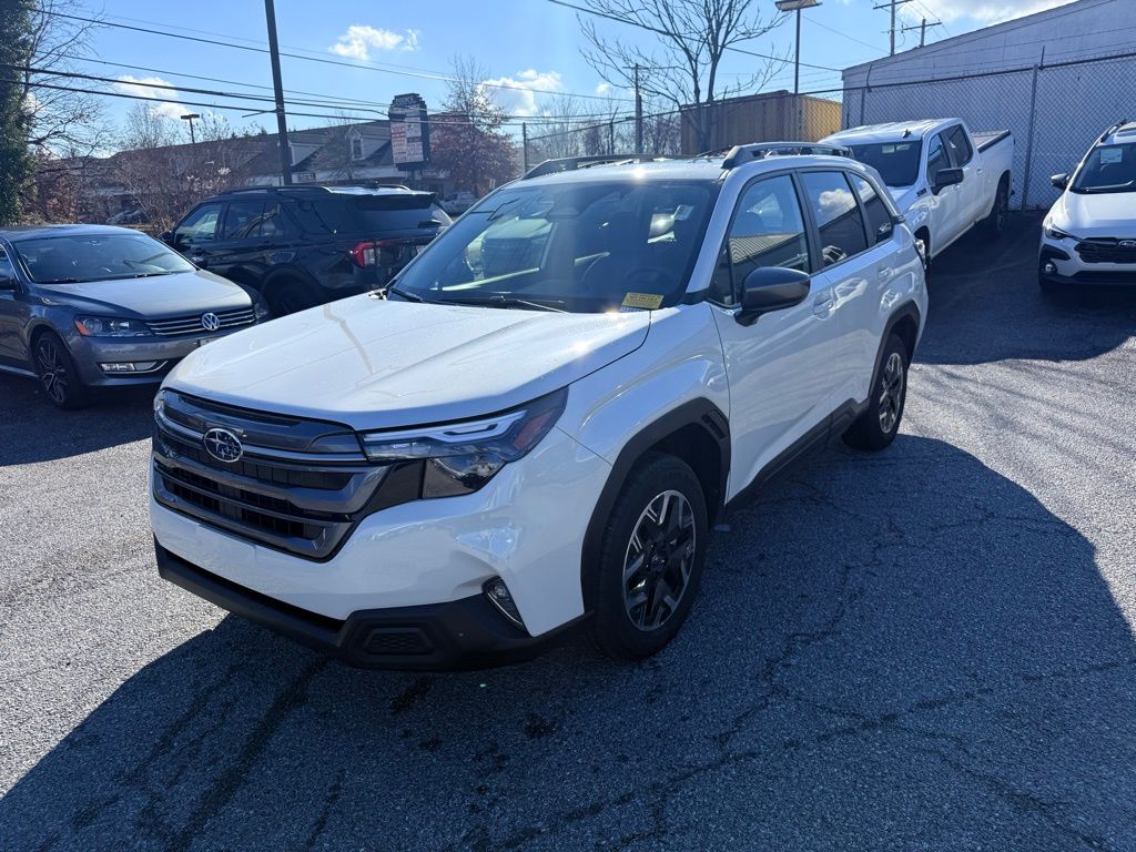 2025 Subaru Forester Premium photo 3