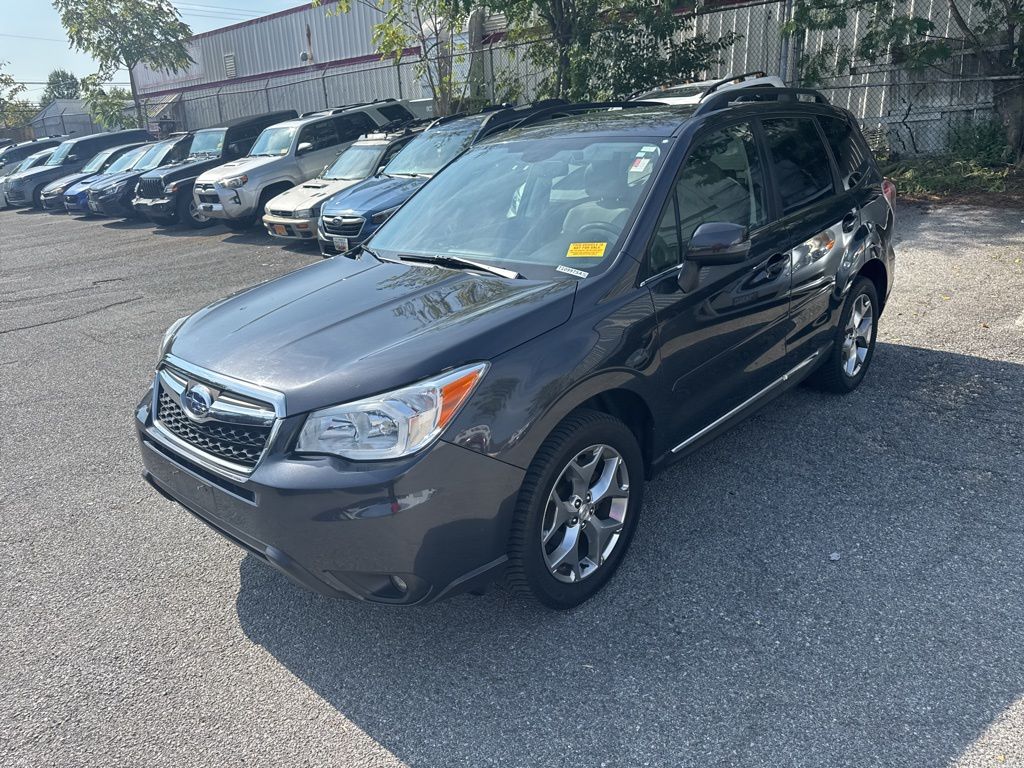 2016 Subaru Forester 2.5i Touring photo 2