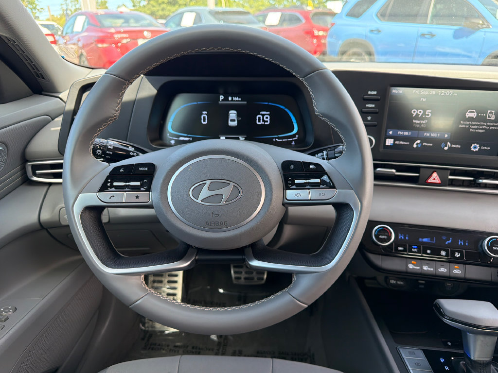 2025 Hyundai Elantra SEL - Photo 19