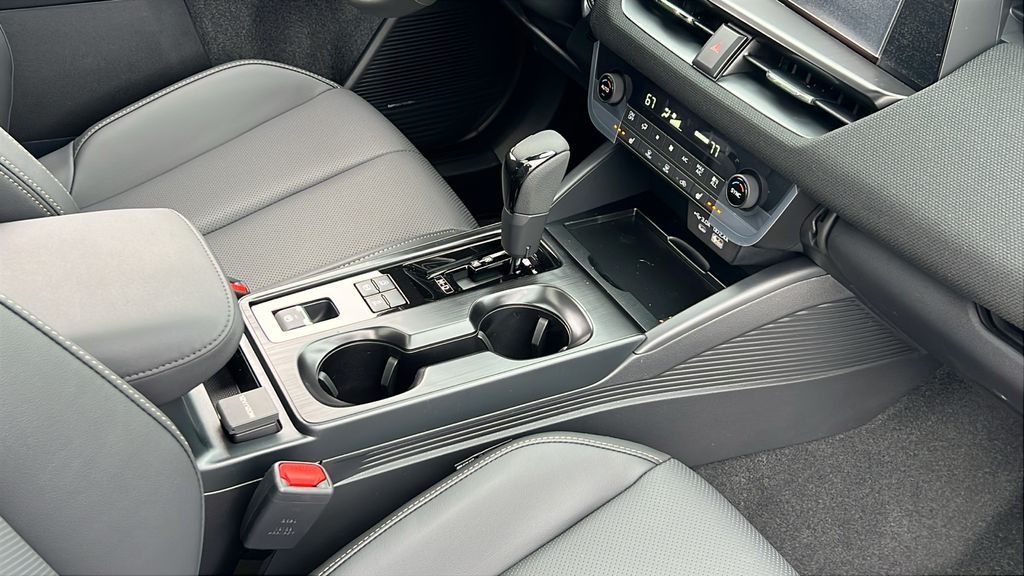 2026 Subaru Outback Limited - Photo 12