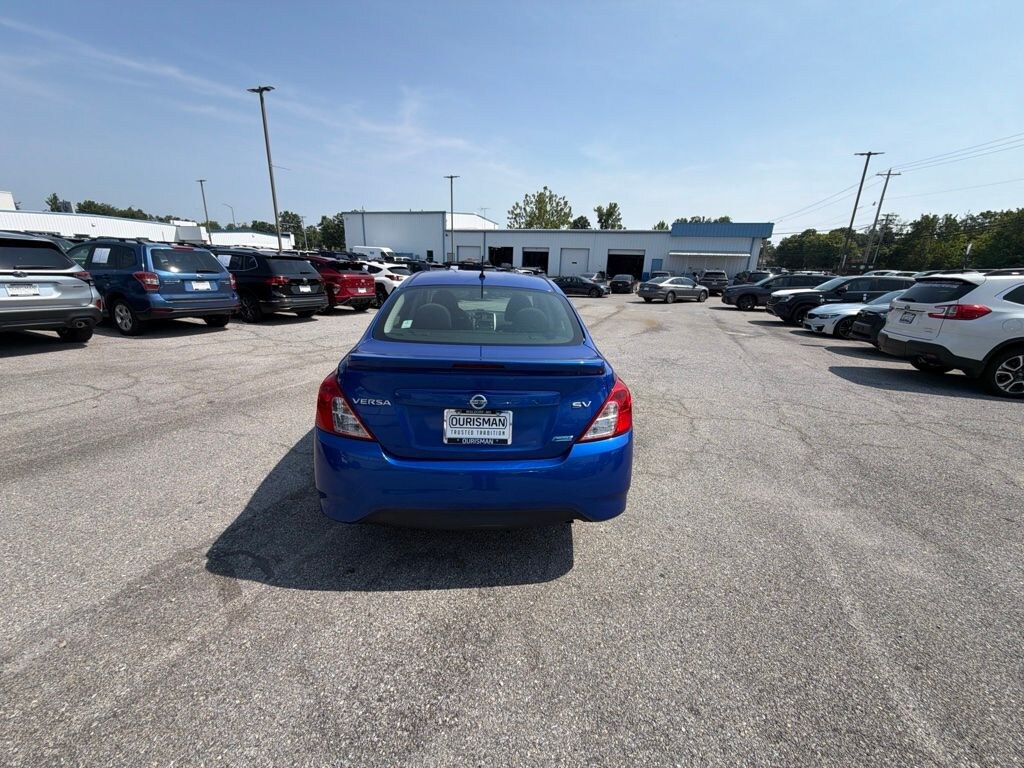Used 2016 Nissan Versa 1.6 SV Sedan