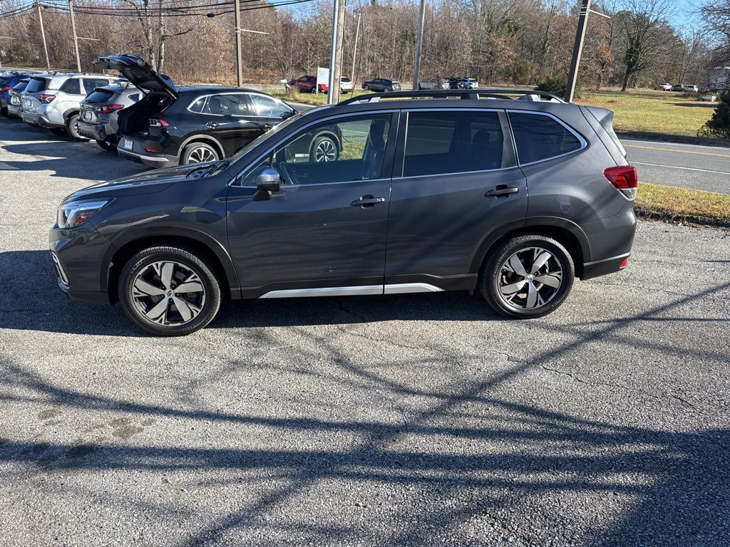 2020 Subaru Forester Touring photo 4