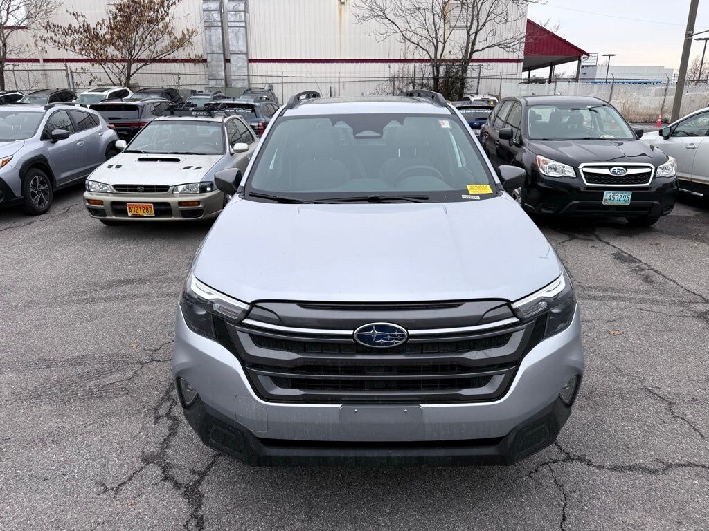 Used 2025 Subaru Forester Premium SUV