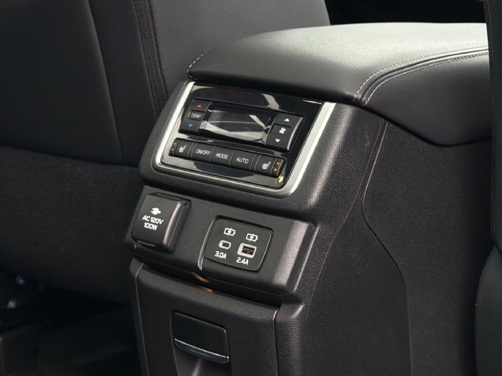 2024 Subaru Ascent Touring - Photo 12