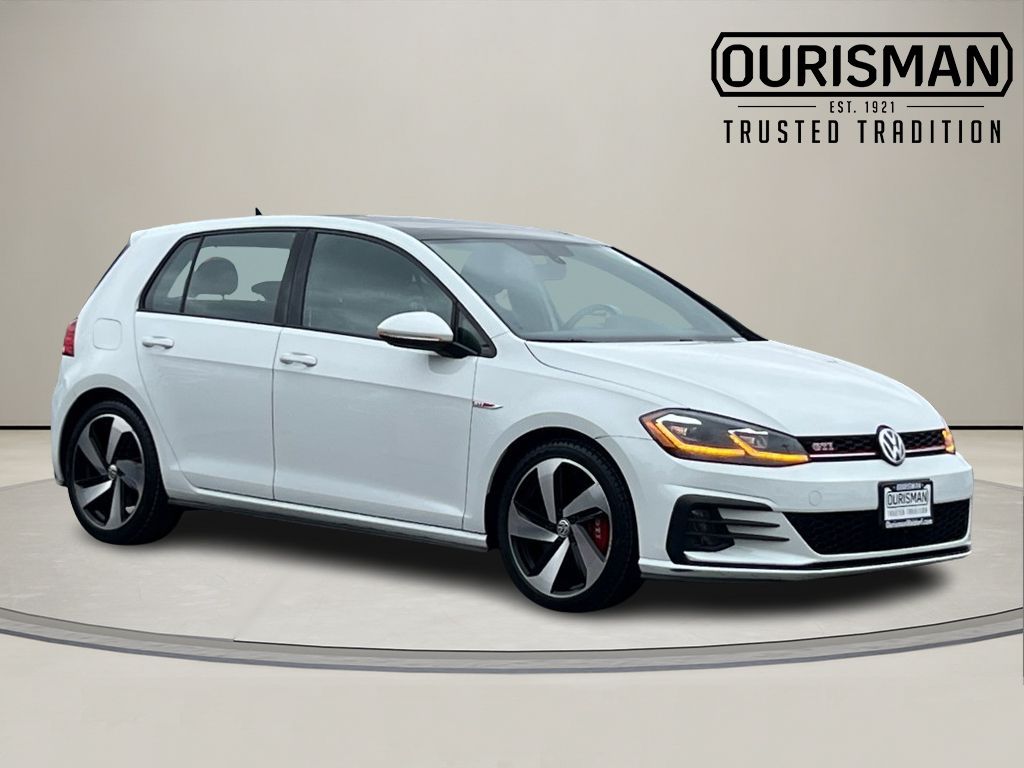 2019 Volkswagen Golf GTI SE's photo