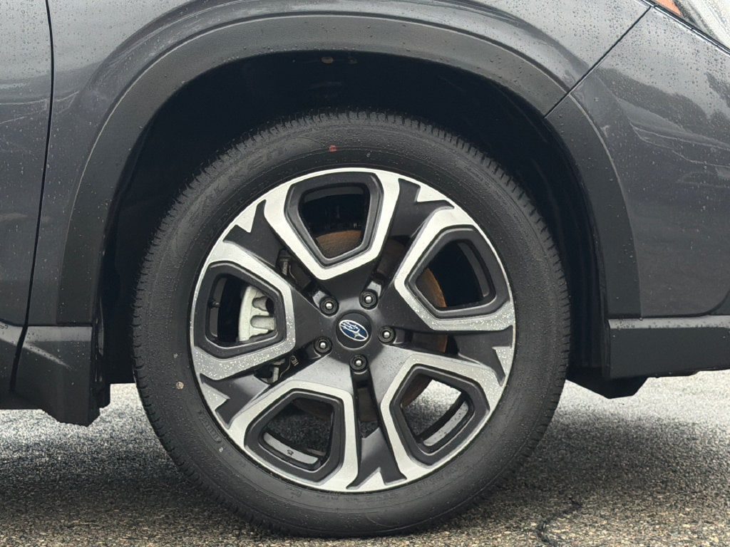 2024 Subaru Ascent Touring - Photo 9