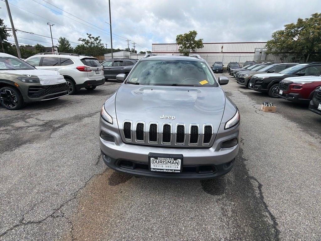 Used 2017 Jeep Cherokee Latitude SUV