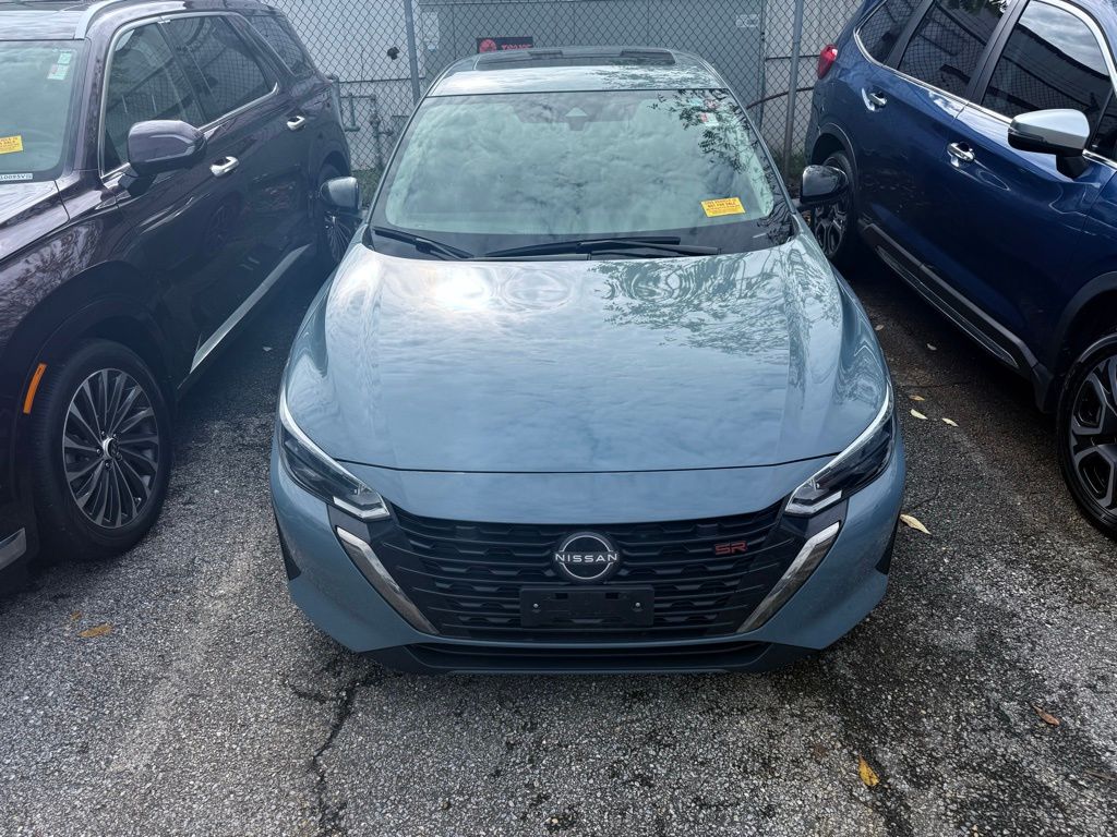 2024 Nissan Sentra SR photo 2