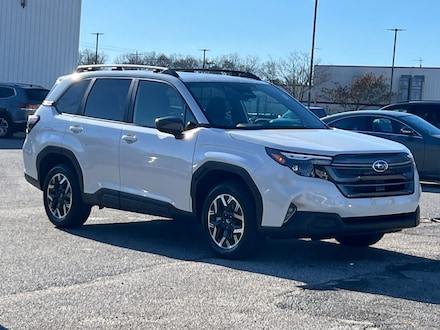 2025 Subaru Forester Premium SUV