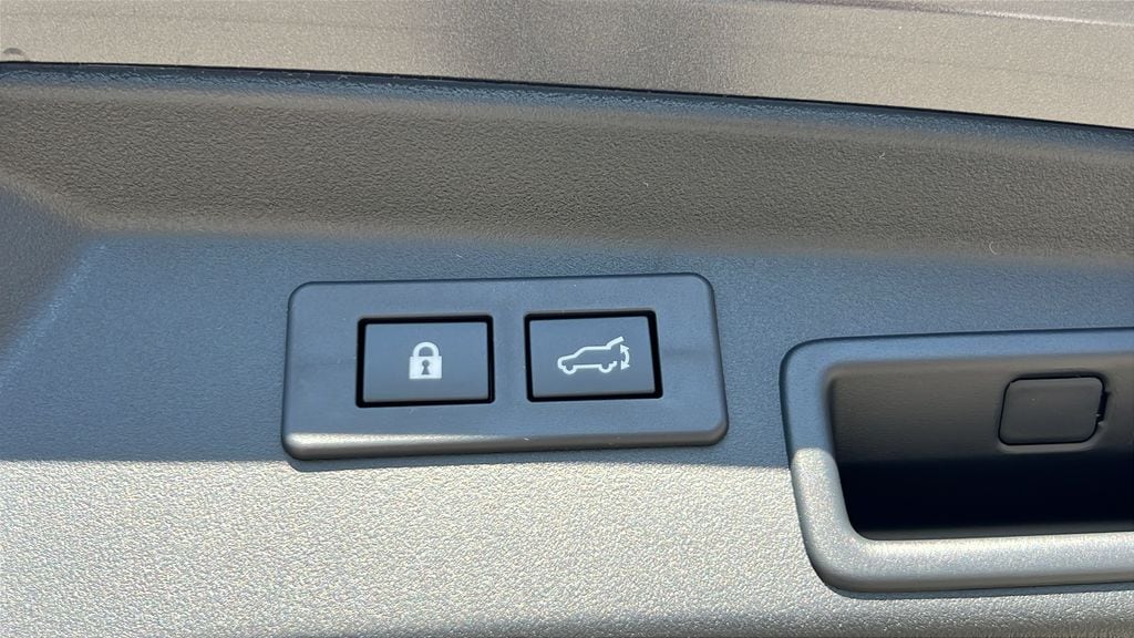 2026 Subaru Outback Limited - Photo 14