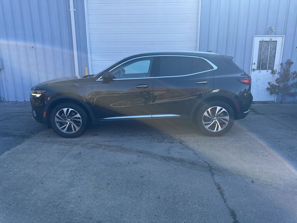 2022 Buick Envision Essence photo 4