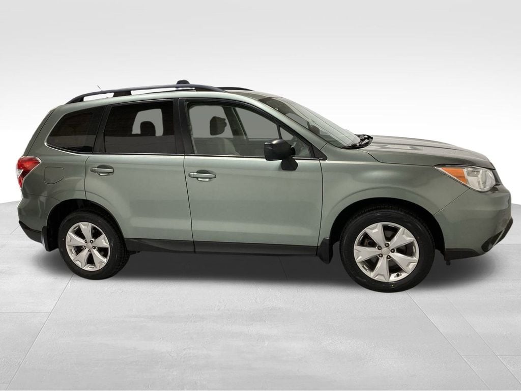 Used 2015 Subaru Forester i with VIN JF2SJABC1FH587713 for sale in Waldorf, MD