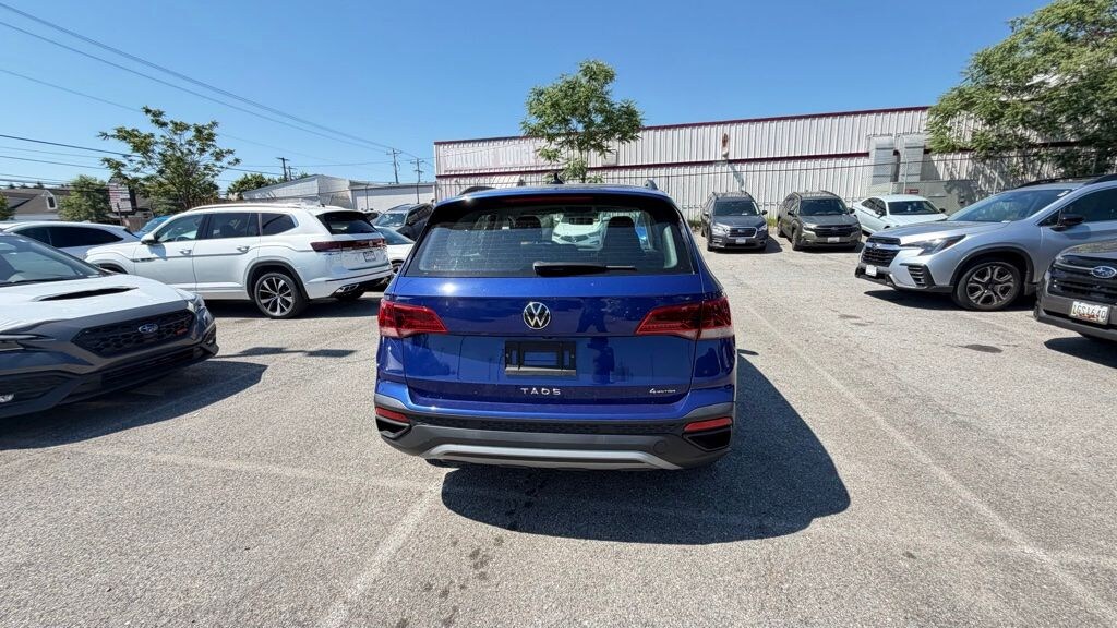 Used 2022 Volkswagen Taos 1.5T S SUV