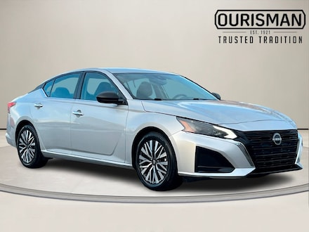 2024 Nissan Altima 2.5 SV Sedan