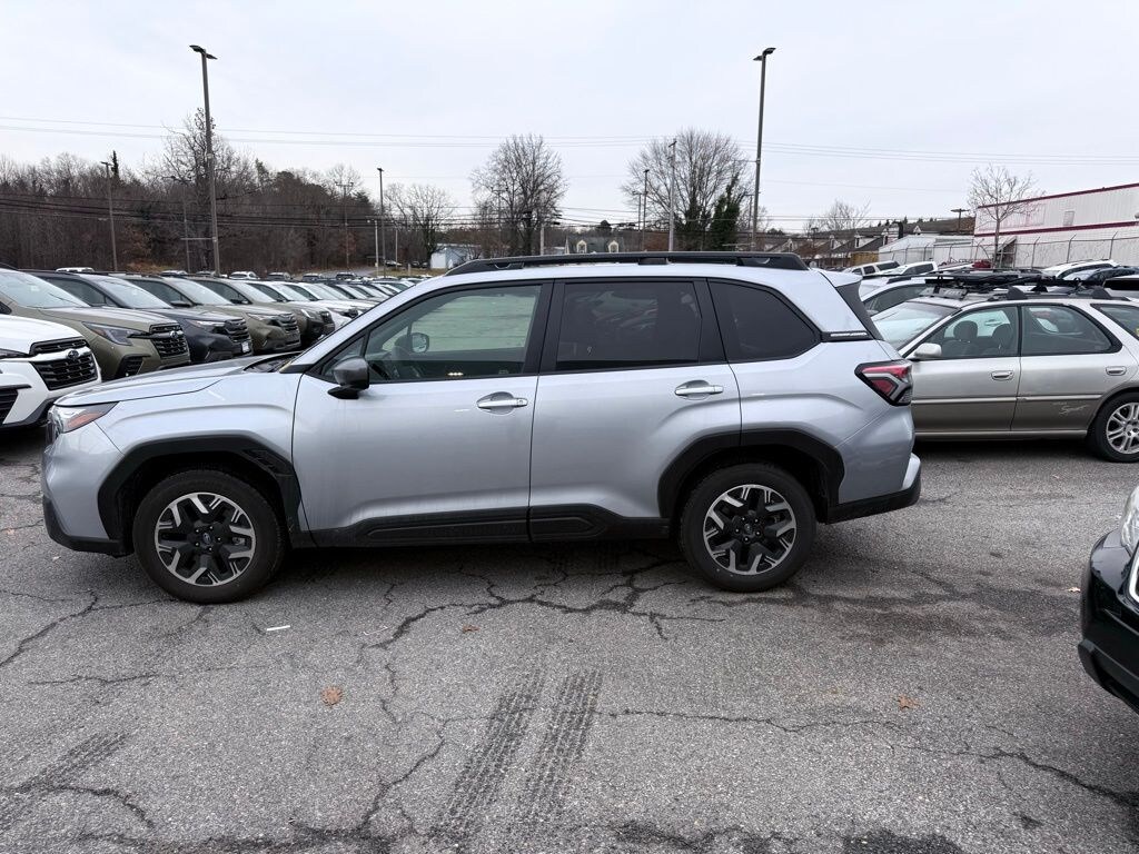 Used 2025 Subaru Forester Premium SUV