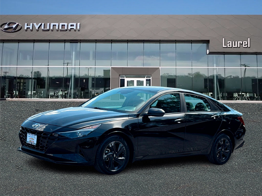 Used 2023 Hyundai Elantra SEL Sedan