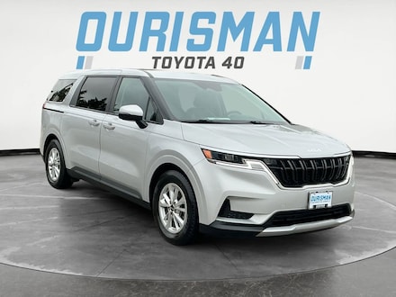 2023 Kia Carnival LX MPV