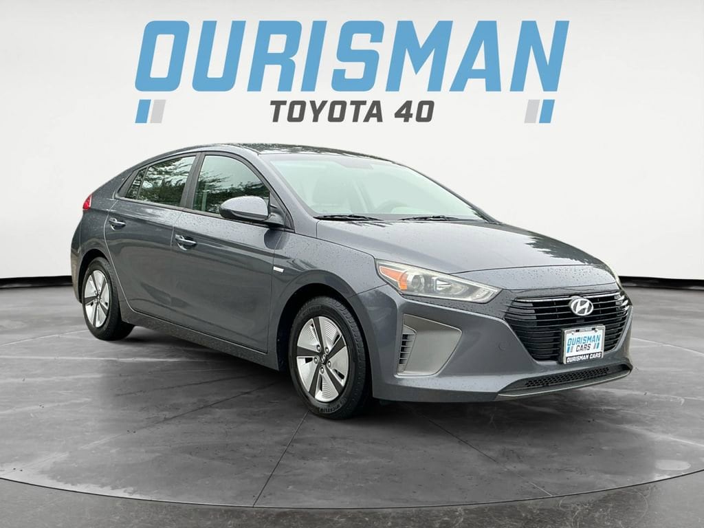 2017 Hyundai Ioniq 1.6 Blue Hybrid DCT's photo