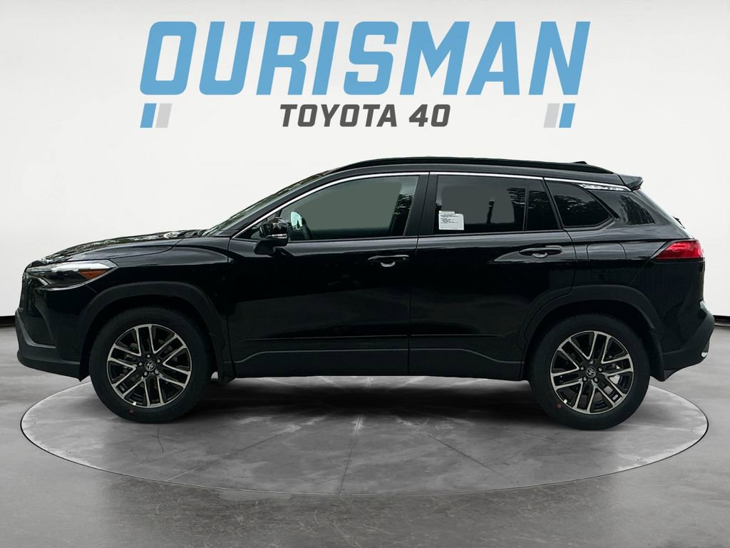 2026 Toyota Corolla Cross XLE photo 2