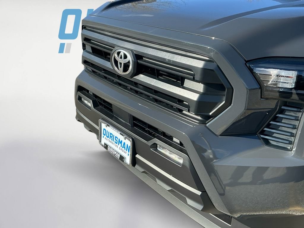 2026 Toyota Tacoma SR5 - Photo 23