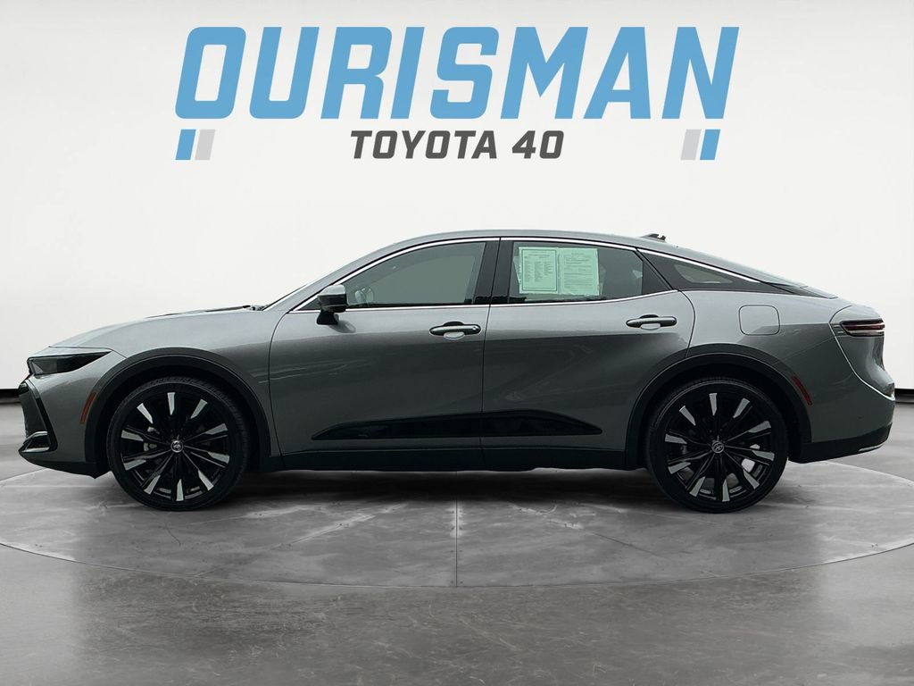 2024 Toyota Crown Platinum photo 3