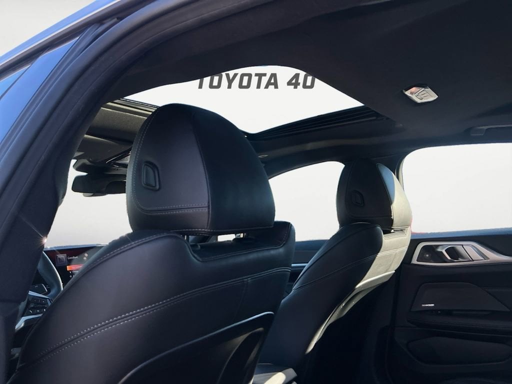 2025 BMW i4 40 - Photo 21