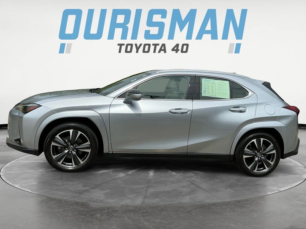 2023 Lexus UX Hybrid 250h Premium - Photo 4
