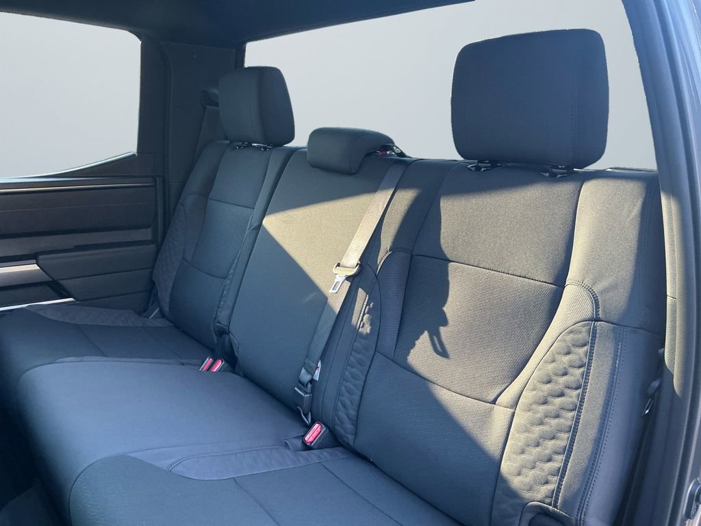 2025 Toyota Tundra SR5 - Photo 13