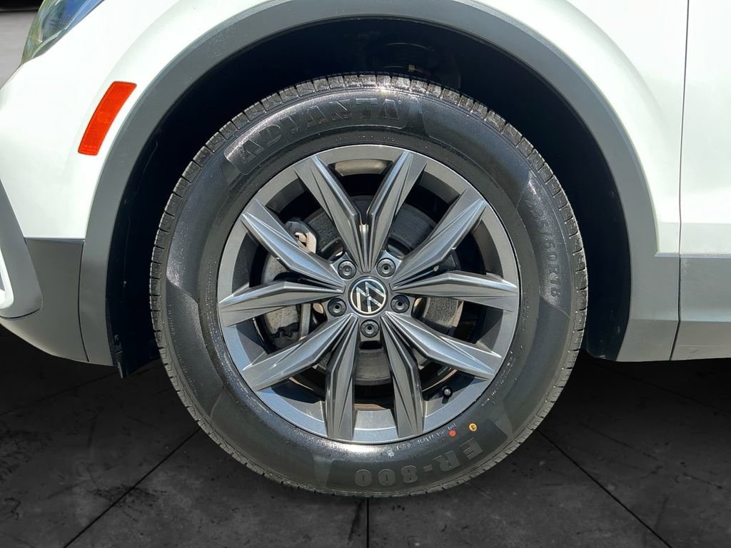 2022 Volkswagen Tiguan SE - Photo 15