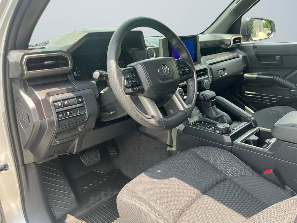 2026 Toyota 4Runner SR5 - Photo 12