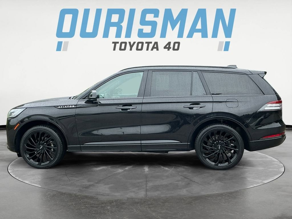 2025 Lincoln Aviator Reserve AWD's photo