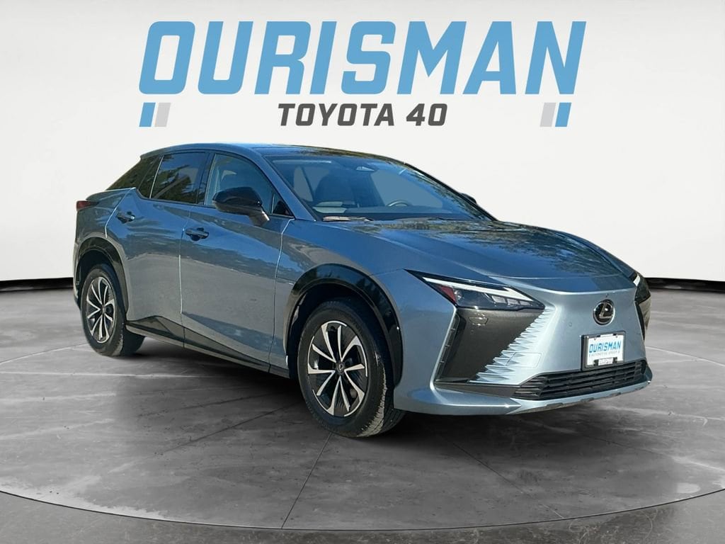 2023 Lexus RZ Premium's photo