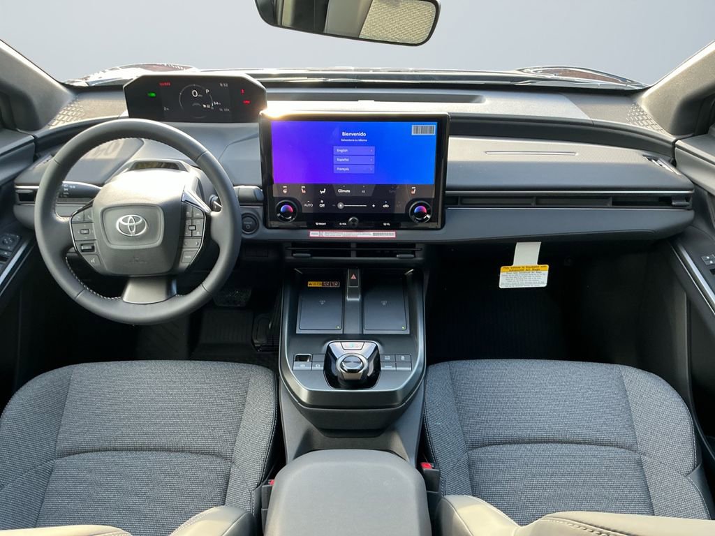 2026 Toyota bZ XLE - Photo 12